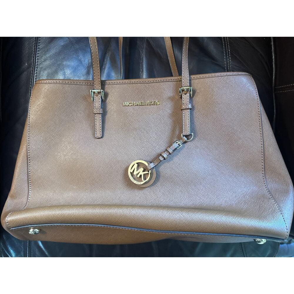 Michael Kors Jet Set Travel Large Bag Tote Soft Camel Saffiano Leather